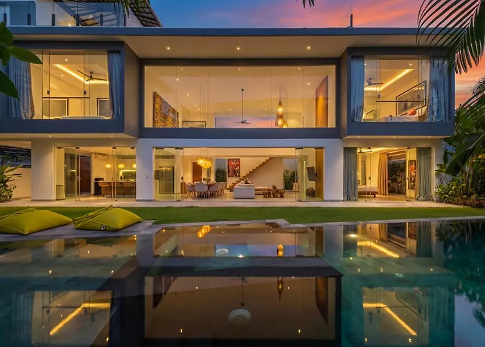 The Jendela House - Luxury 5br With Sauna, Jacuzzi And Rooftop فيلة تْشانغو