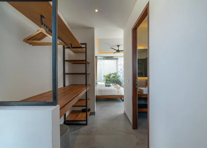 别墅 The Jendela House - Luxury 5br With Sauna, Jacuzzi And Rooftop 坎古