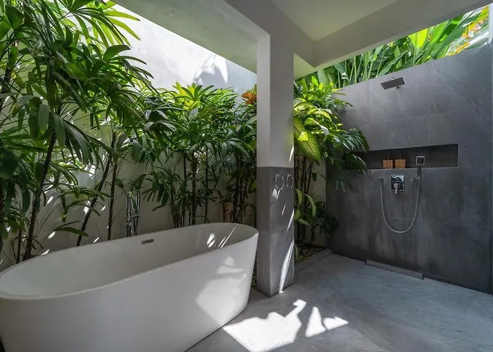 فيلة The Jendela House - Luxury 5br With Sauna, Jacuzzi And Rooftop تْشانغو