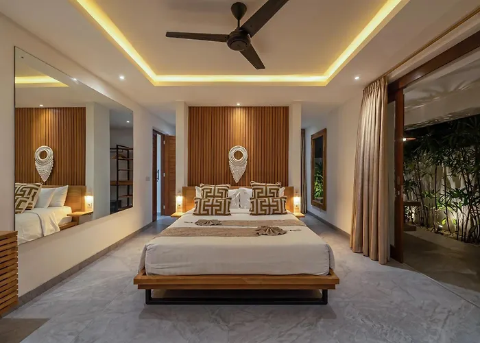 The Jendela House - Luxury 5br With Sauna, Jacuzzi And Rooftop *
