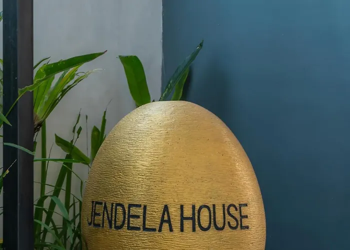 别墅 The Jendela House - Luxury 5br With Sauna, Jacuzzi And Rooftop *